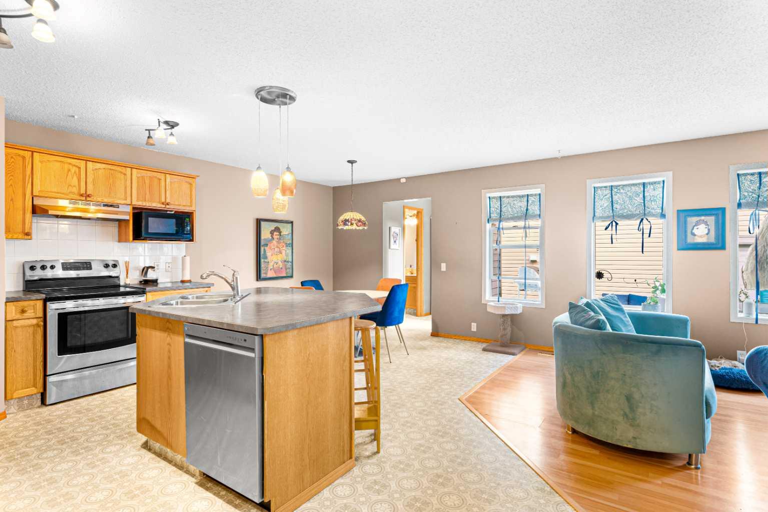 15 Prestwick Green SE