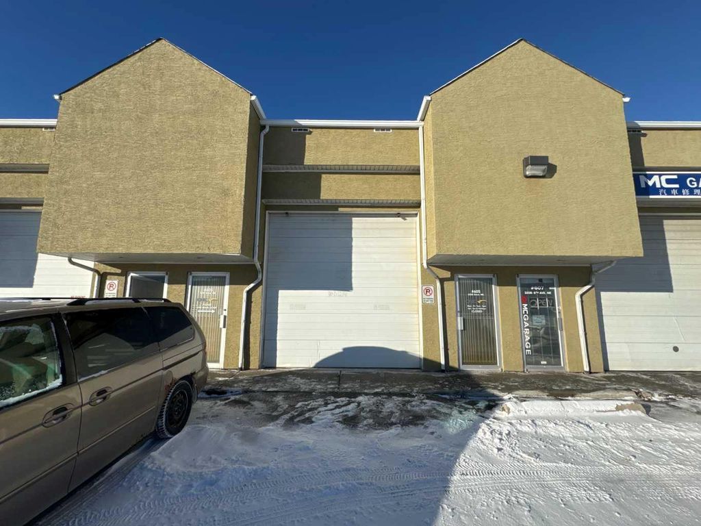 Photo of 3208 8 Avenue NE #605, Calgary, AB T2A 7V8 (MLS # A2292245)