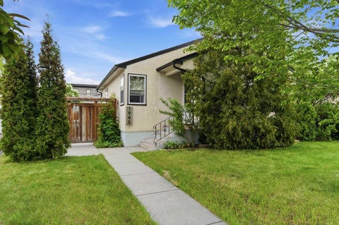 Photo of 1945 Mountview Crescent NE, Calgary, AB T2E 5N4 (MLS # A2315526)