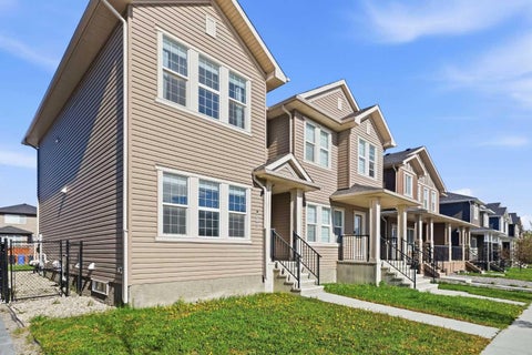 Photo of 125 Evanston Hill NW, Calgary, AB T3P 1J7 (MLS # A2326469)