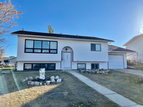 Photo of 9303 93 Street, Lac La Biche, AB T0A 2C0 (MLS # A2303583)