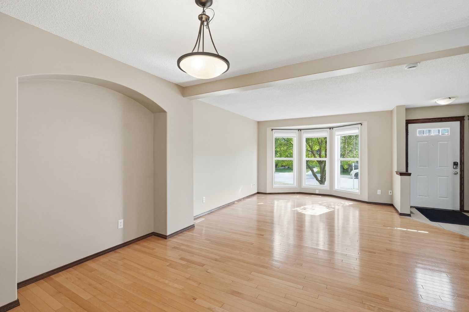 258 Cranberry Place SE