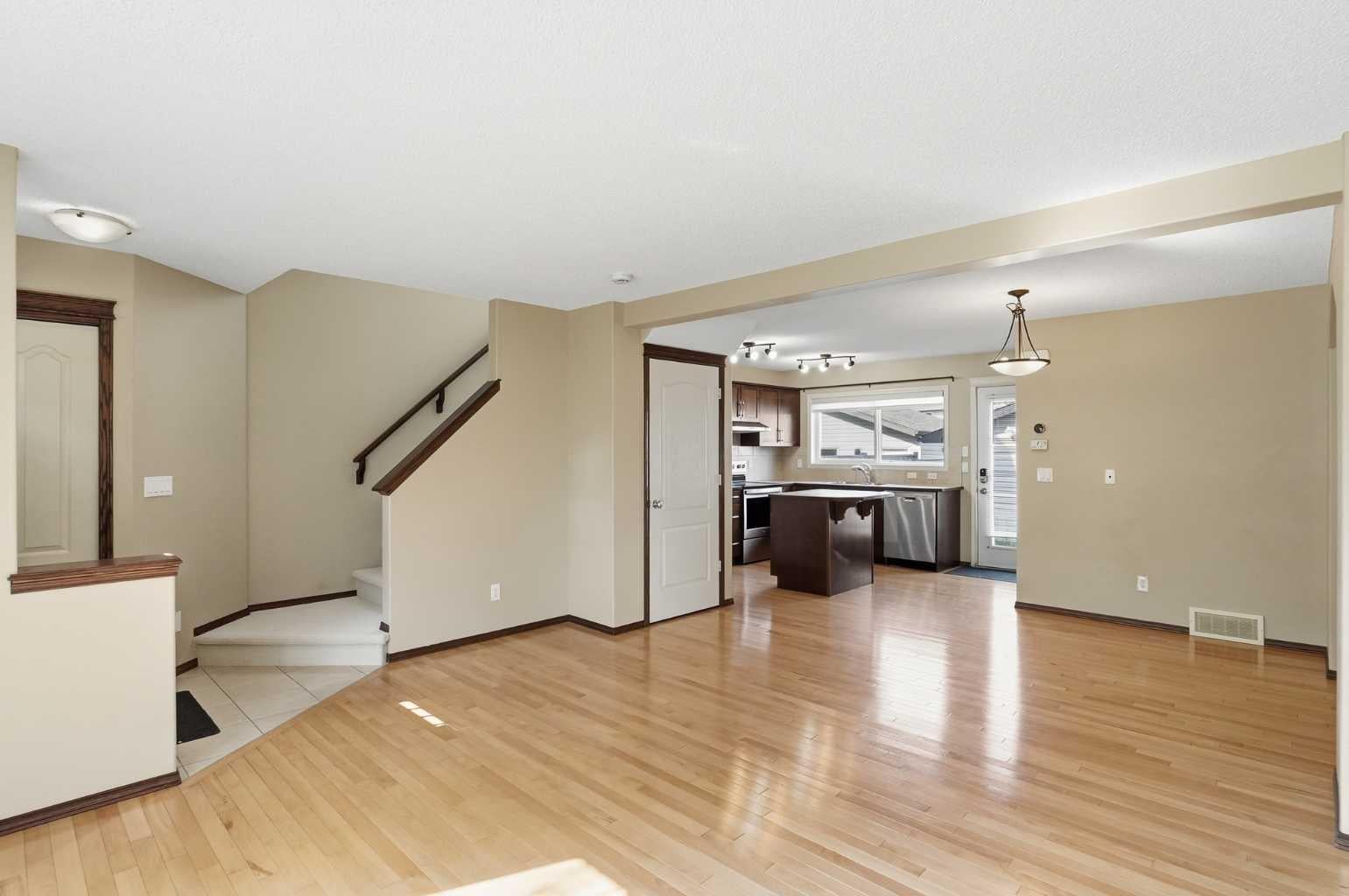 258 Cranberry Place SE