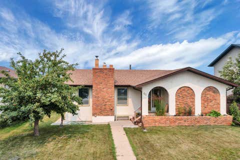 Photo of 60 Bettenson Street, Red Deer, AB T4R 1J9 (MLS # A2332411)