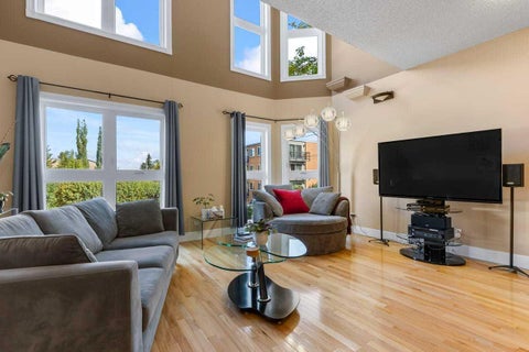 Photo of 1515 21 Avenue SW, Calgary, AB T2T 0M8 (MLS # A2346849)