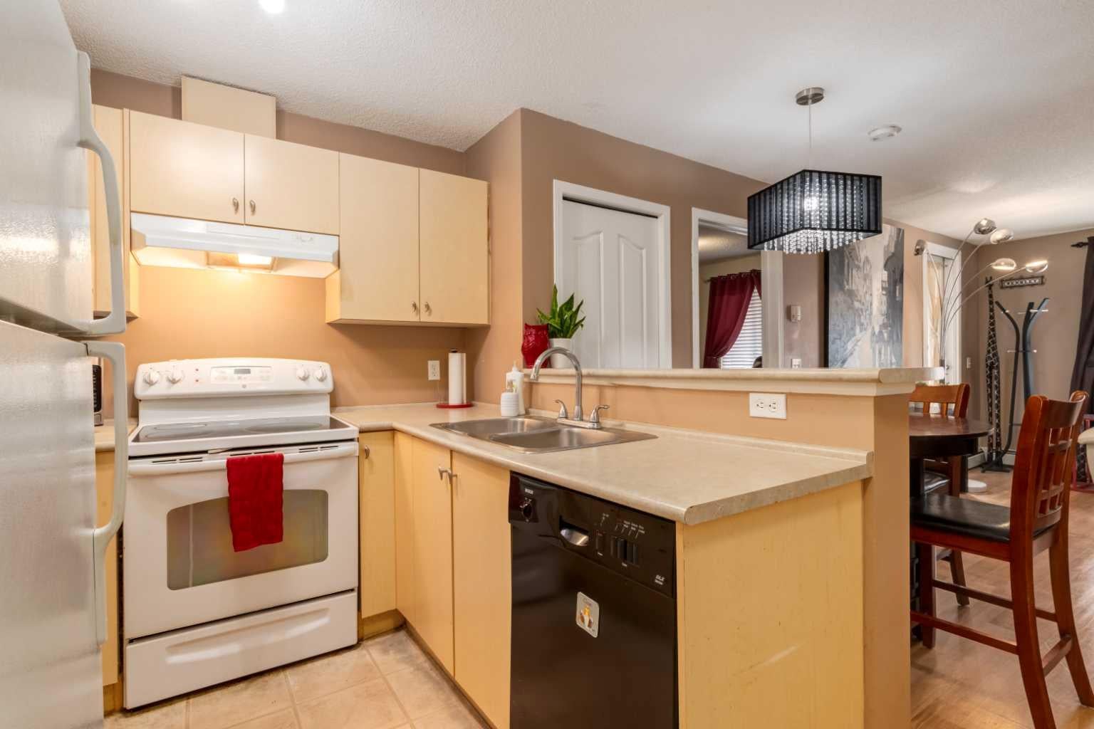 8 Bridlecrest Drive SW 2128