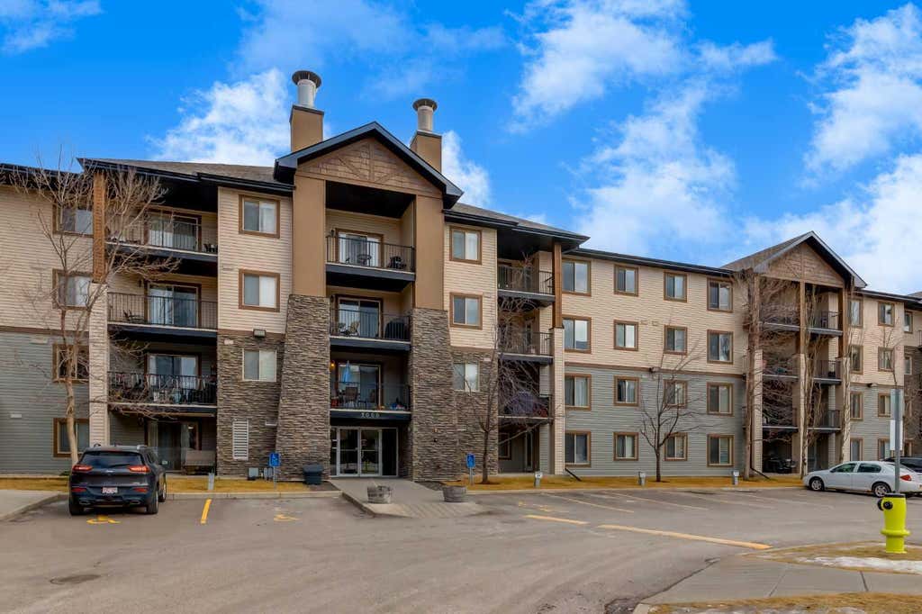 Photo of 8 Bridlecrest Drive SW #2128, Calgary, AB T2Y 0H7 (MLS # A2336482)