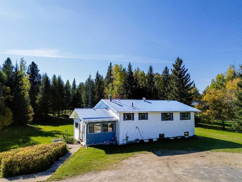 Photo of 37 Everdell Drive Dr, Rural Clearwater County, AB T4T 2A2 (MLS # A2348690)