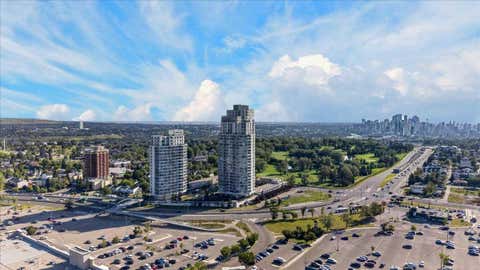 Photo of 55 Spruce Place SW #904, Calgary, AB T3C 3X5 (MLS # A2334746)
