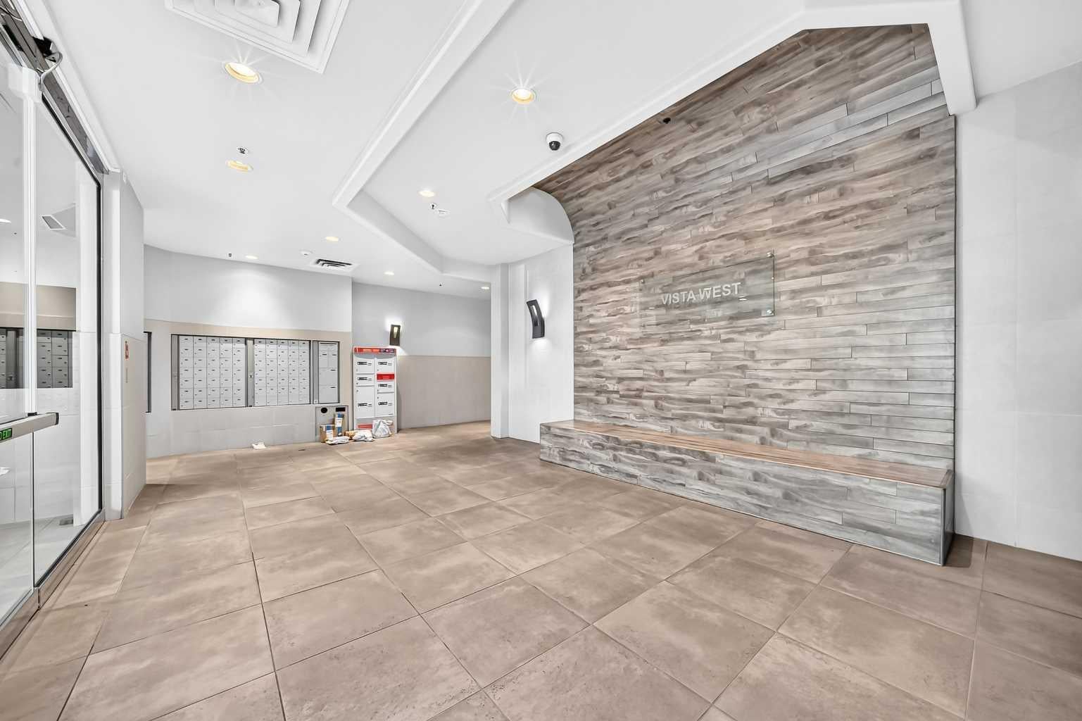 683 10 Street SW 1405