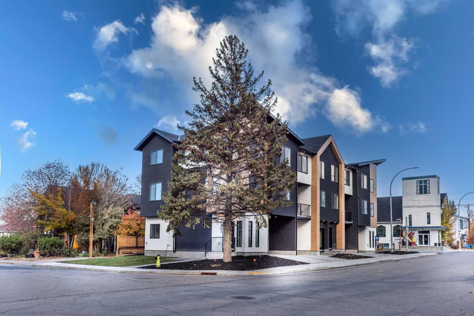 2402 Westmount Road NW