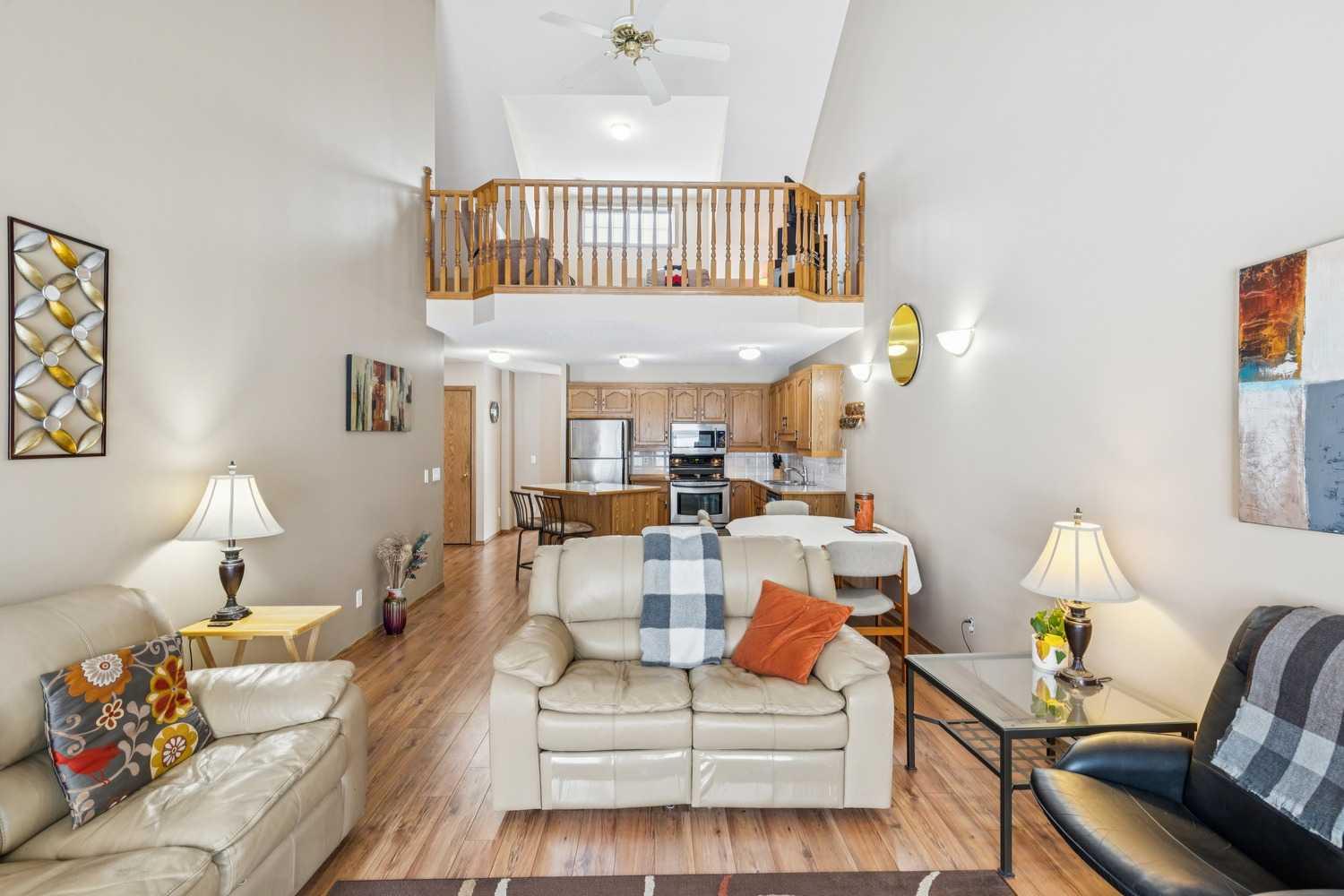 53 Somervale Point SW