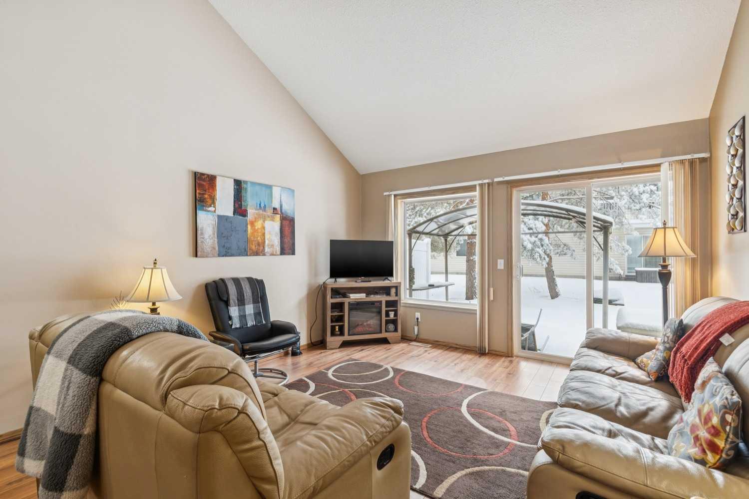 53 Somervale Point SW