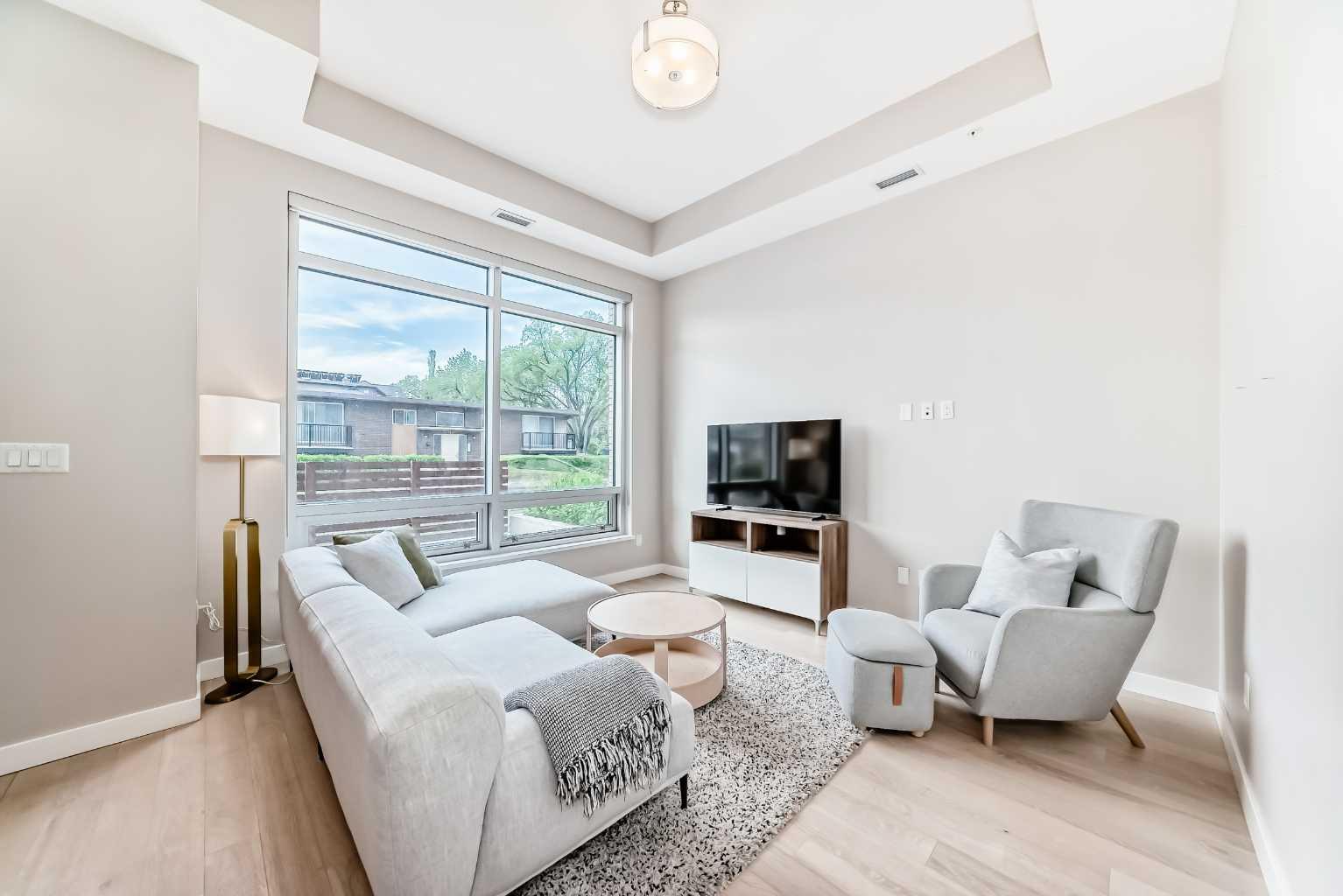 1234 5 Avenue NW 2105
