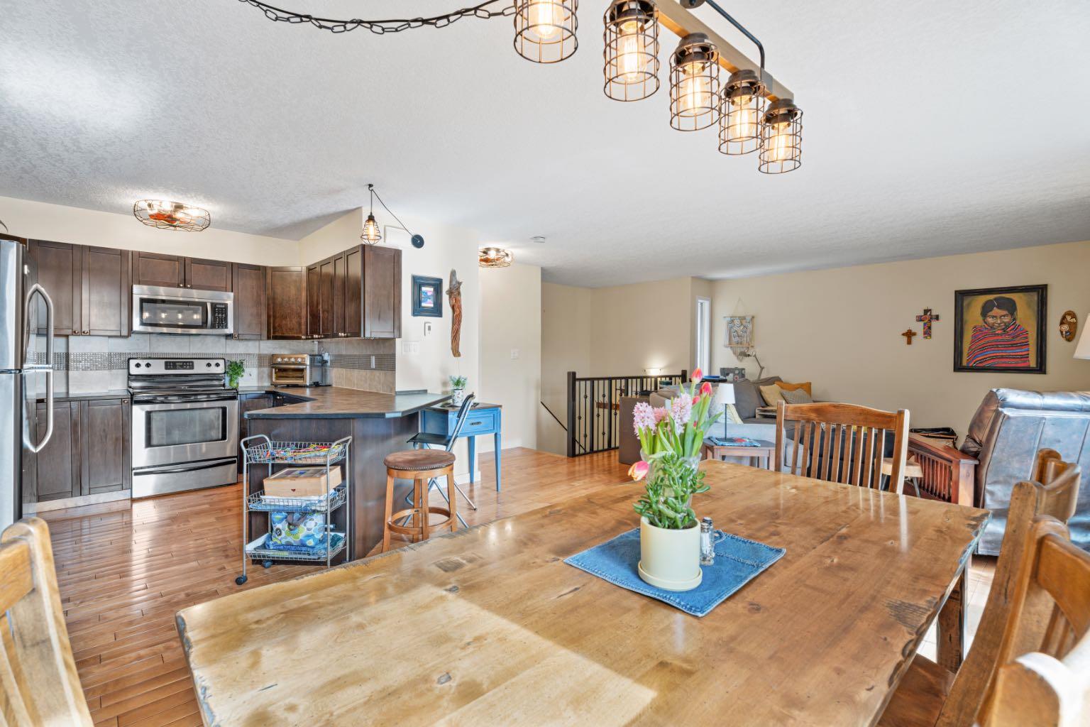 50 8 Avenue SE 8