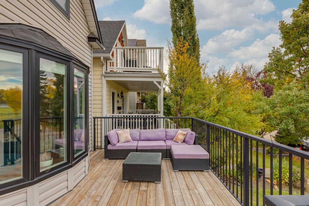 Photo of 1940 Broadview Road NW, Calgary, AB T2N 3H7 (MLS # A2349196)