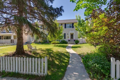 Photo of 2291 Flanders Avenue SW, Calgary, AB T2T 5K9 (MLS # A2323864)