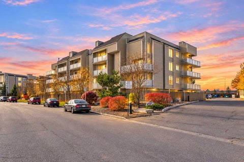 Photo of 3747 42 Street NW #402, Calgary, AB T3A 2W4 (MLS # A2354384)
