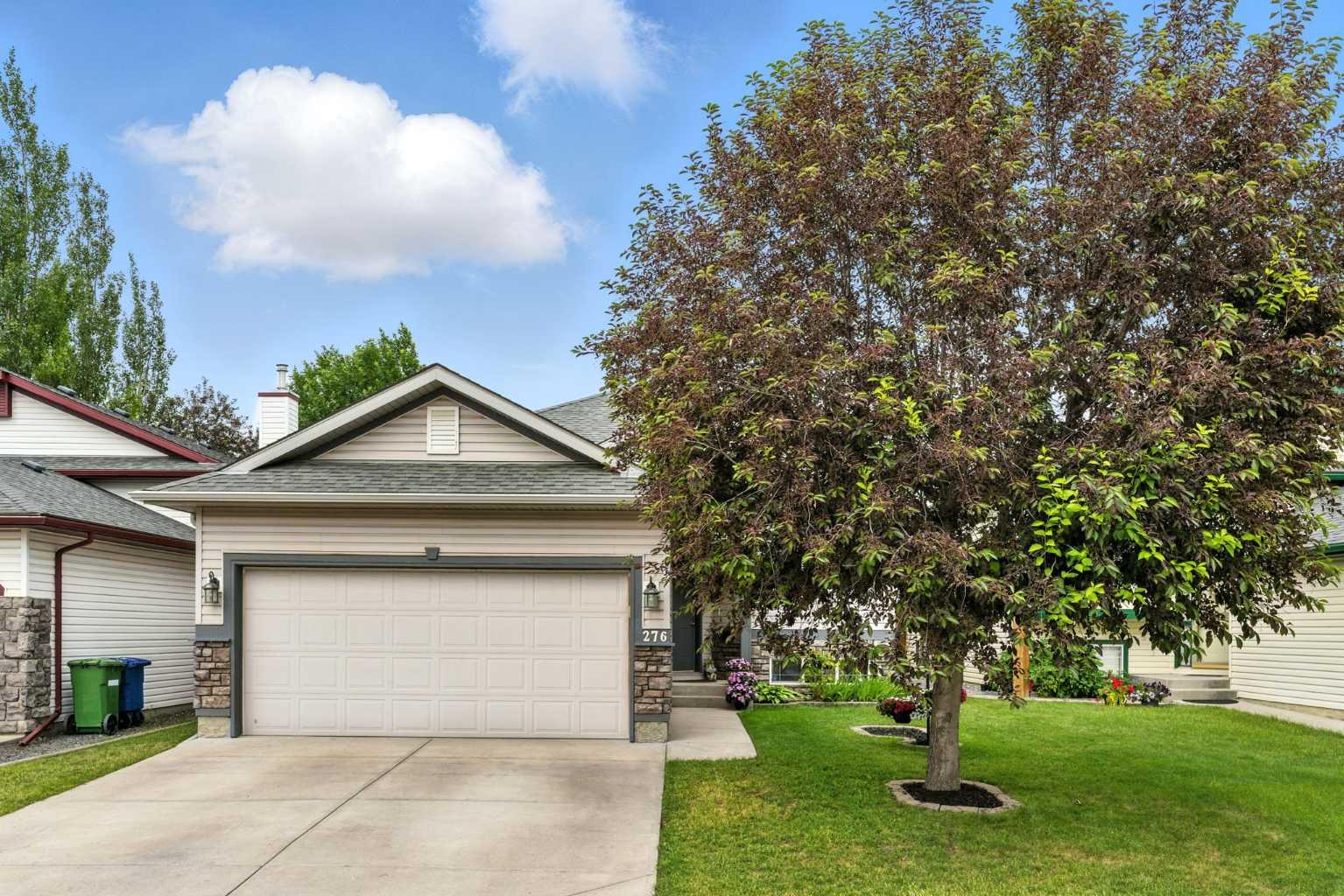 276 Stonegate Close NW