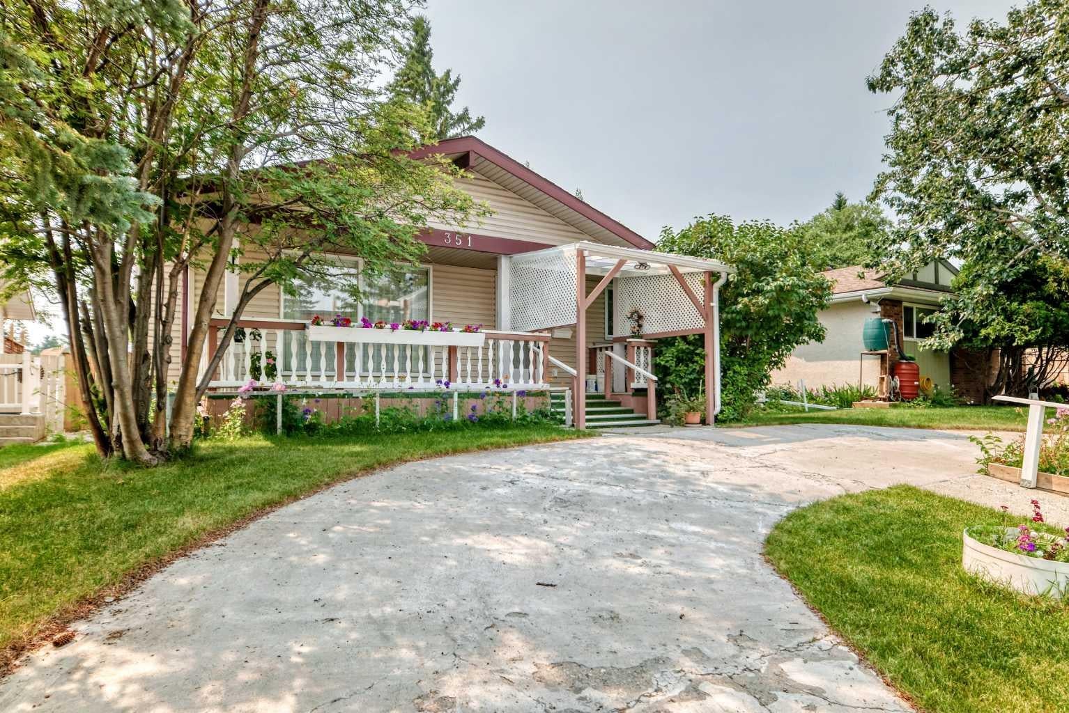 351 Cedarpark Drive SW