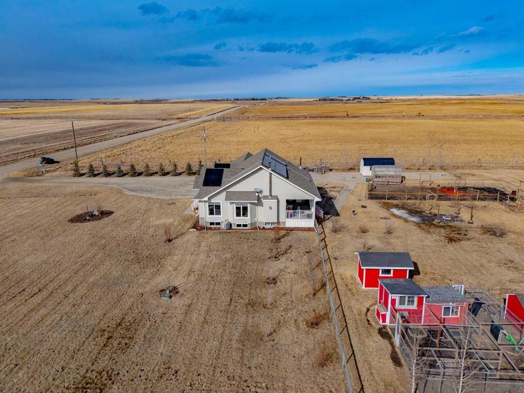 Photo of 252039 Range Road 255, Rural Wheatland County, AB T1P 0W3 (MLS # A2294091)