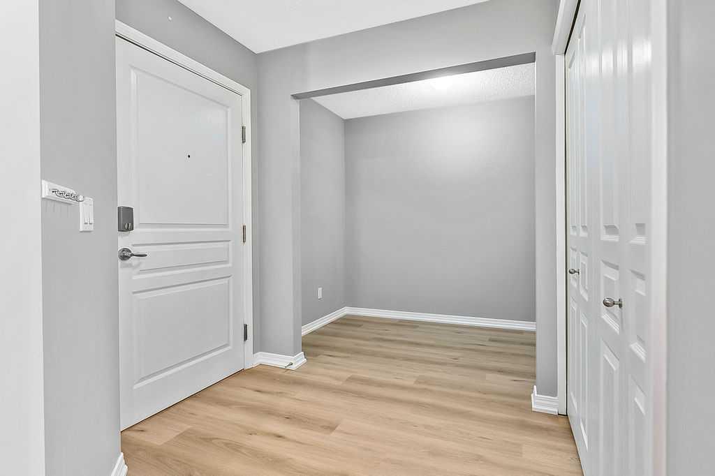 22 Richard Place SW 233