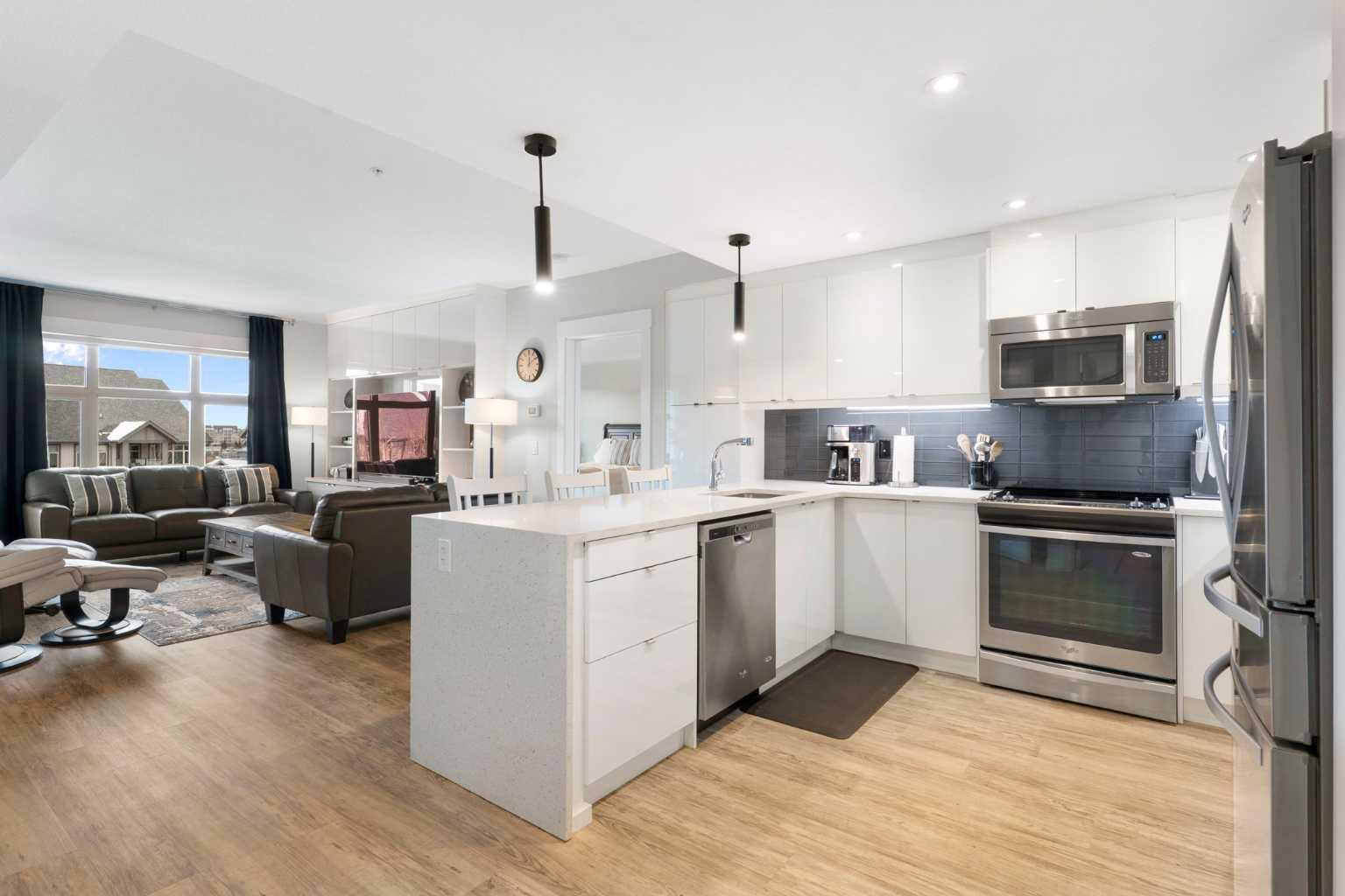 15 aspenmont Heights SW 227