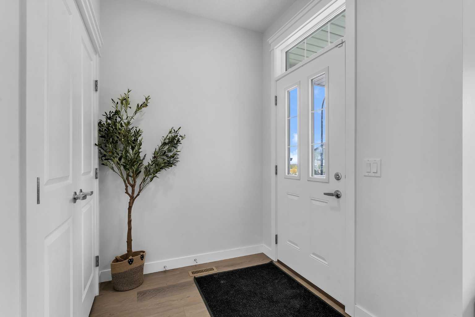 17 Veranda Boulevard SW