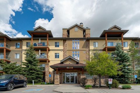 92 Crystal Shores Road 4214 Okotoks AB T1S 2N2