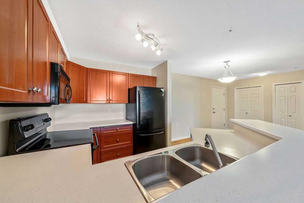 505 Railway Street W 1103
