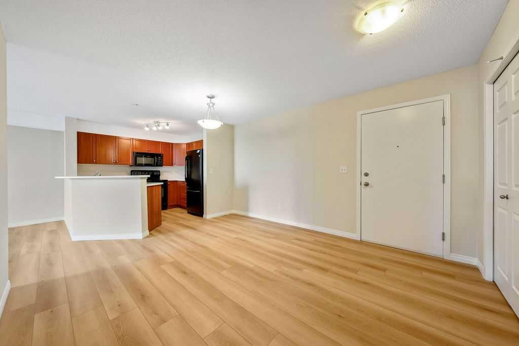 505 Railway Street W 1103