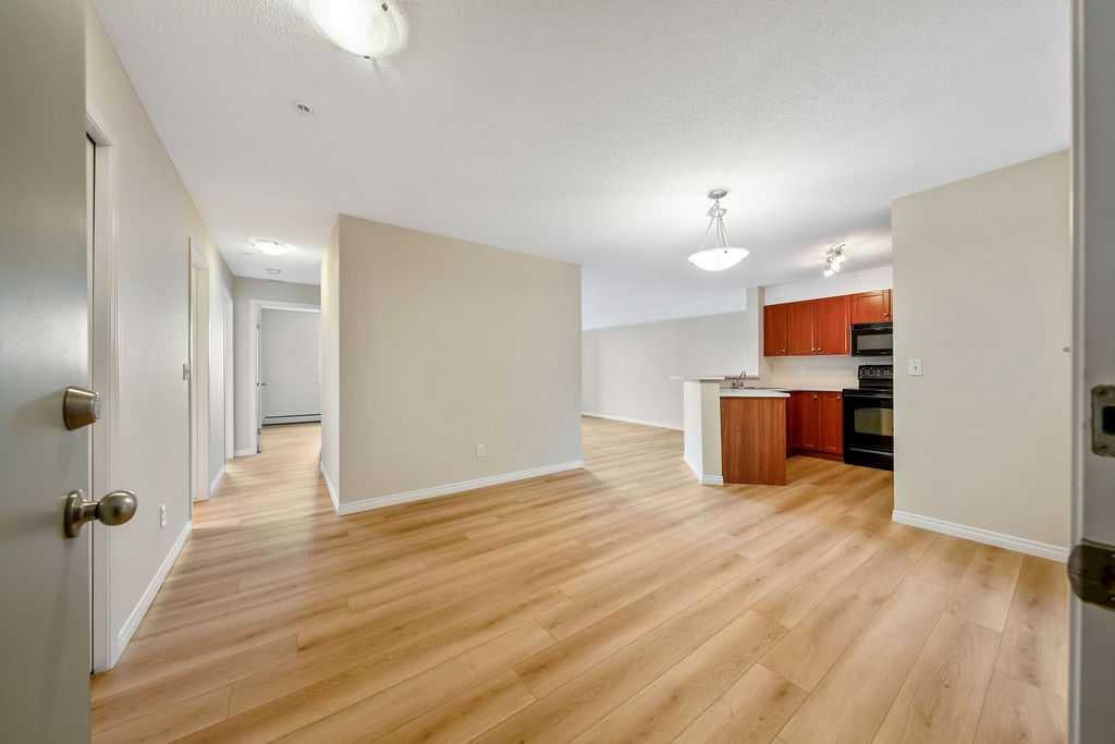 505 Railway Street W 1103