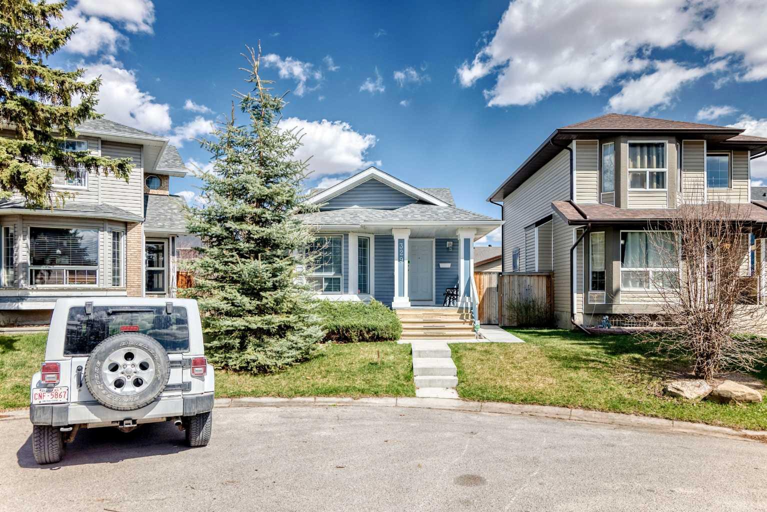 329 Martinwood Place NE