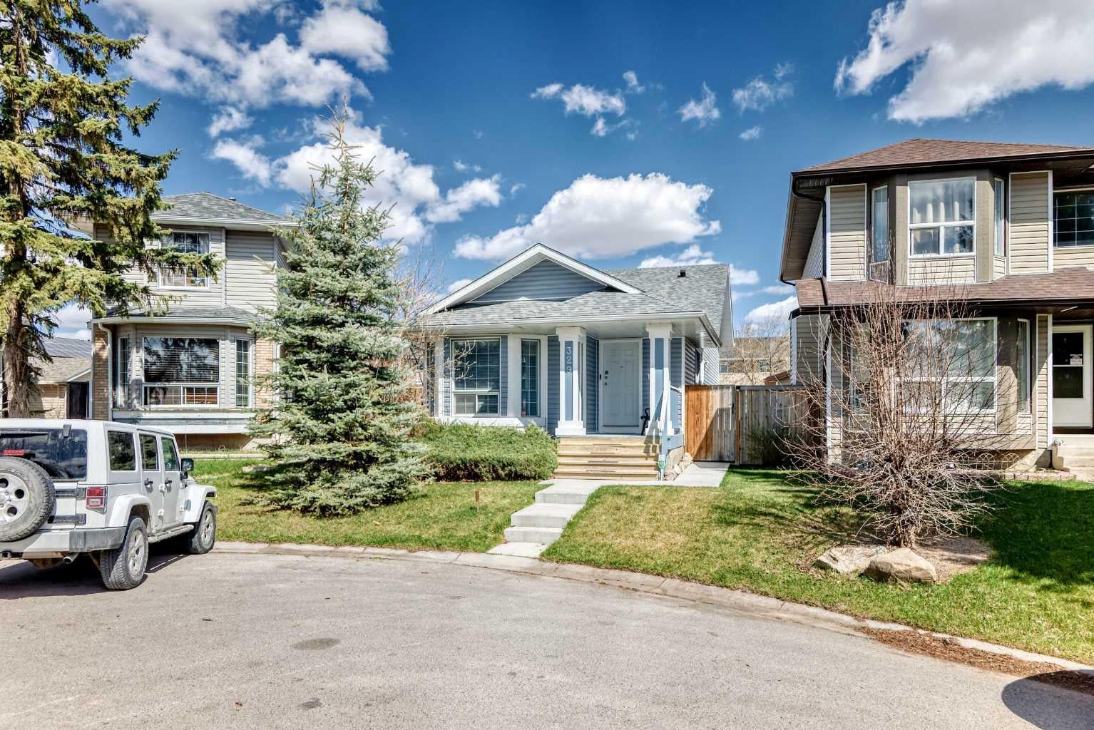 329 Martinwood Place NE