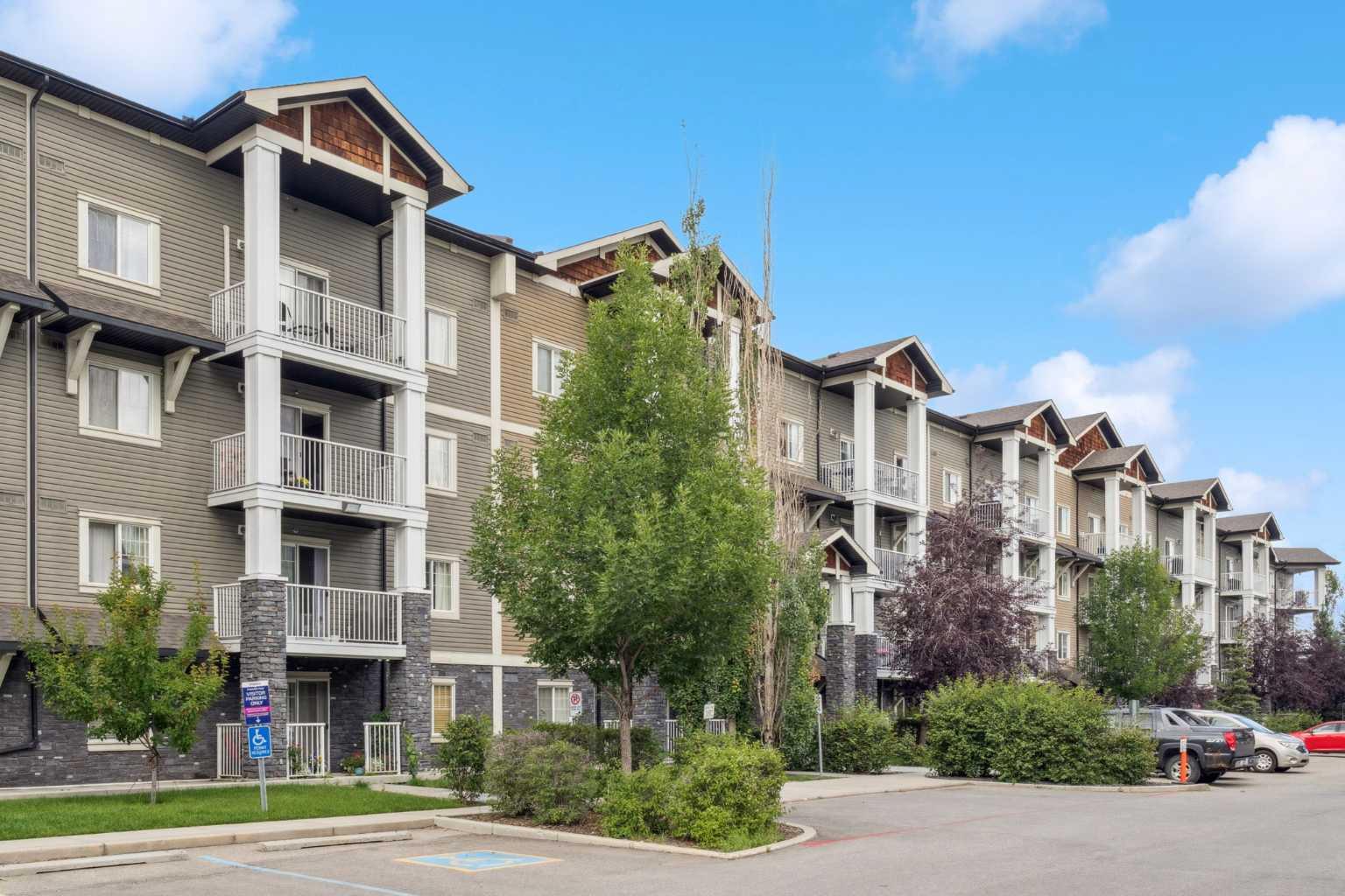 115 Prestwick Villas SE 2121