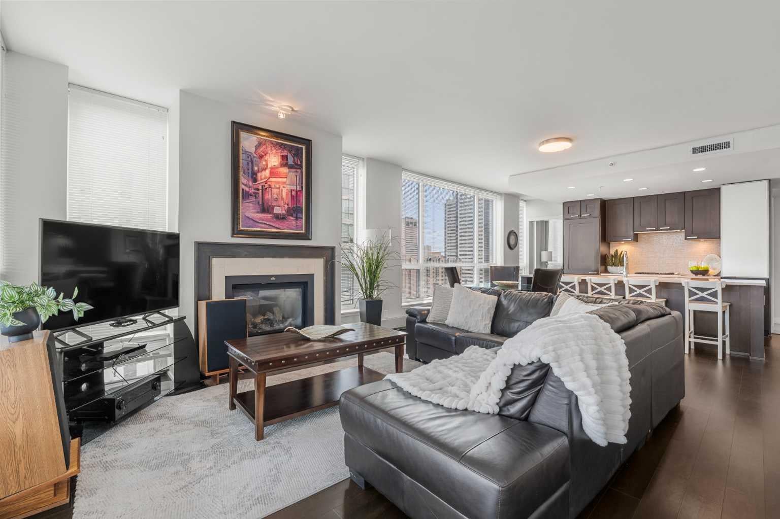 222 Riverfront Avenue SW 1423