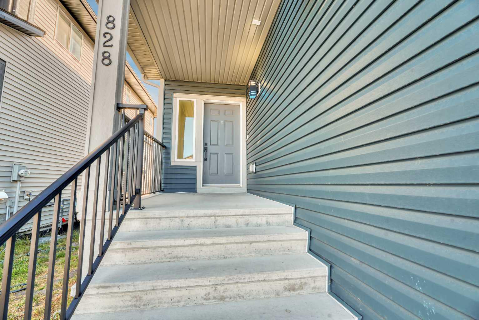 828 Edgefield Street