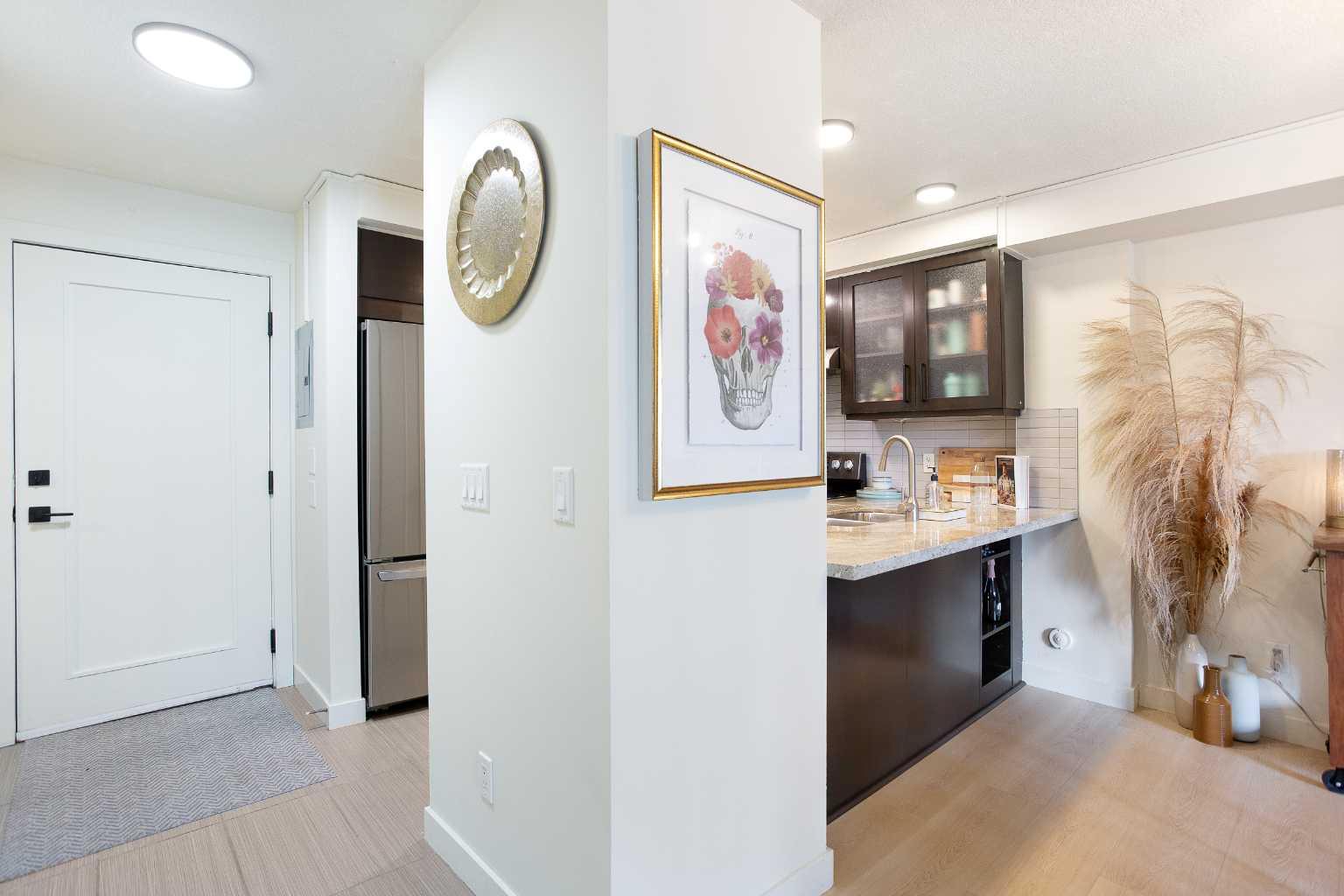 1805 26 Avenue SW 208