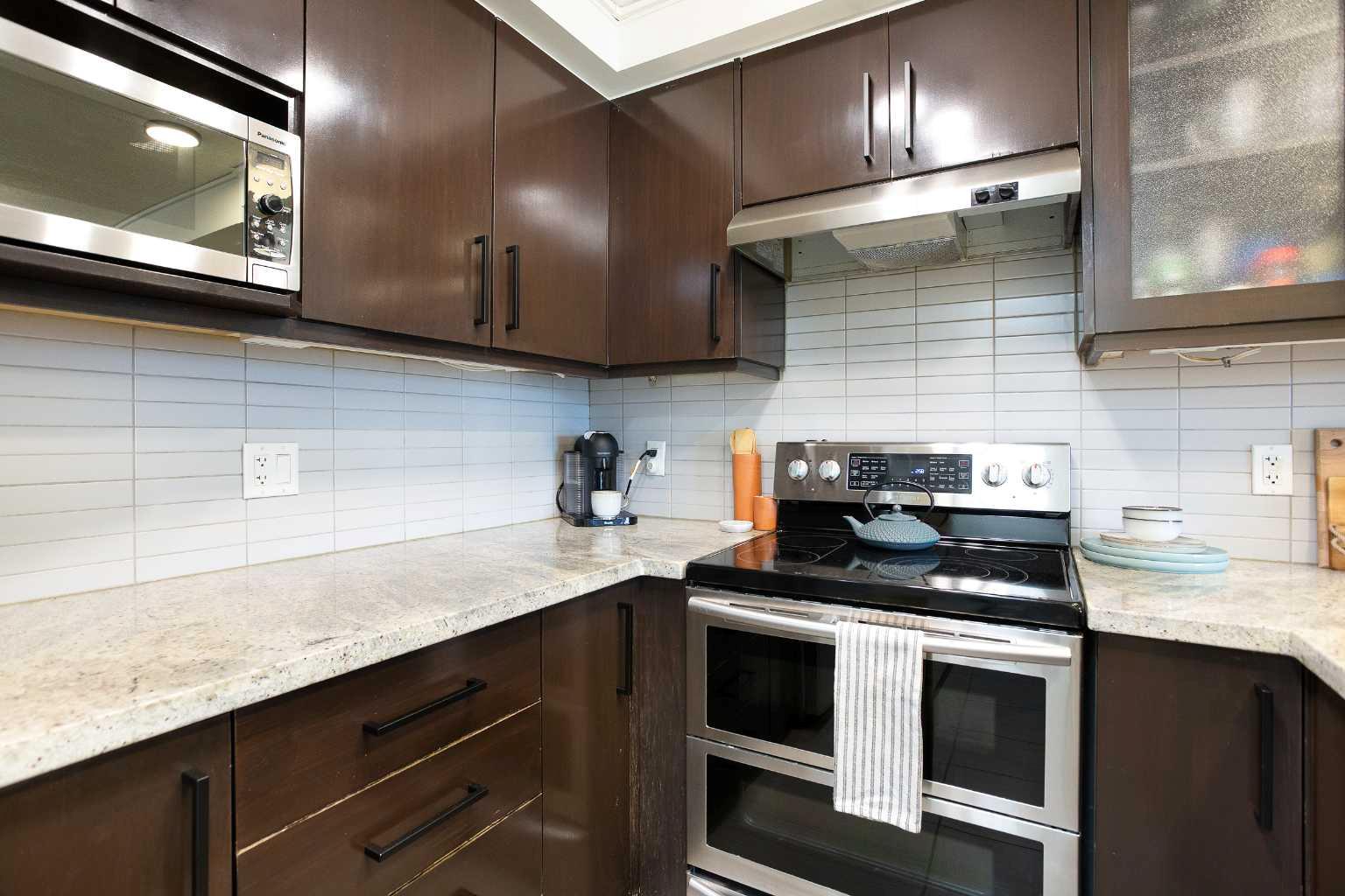 1805 26 Avenue SW 208