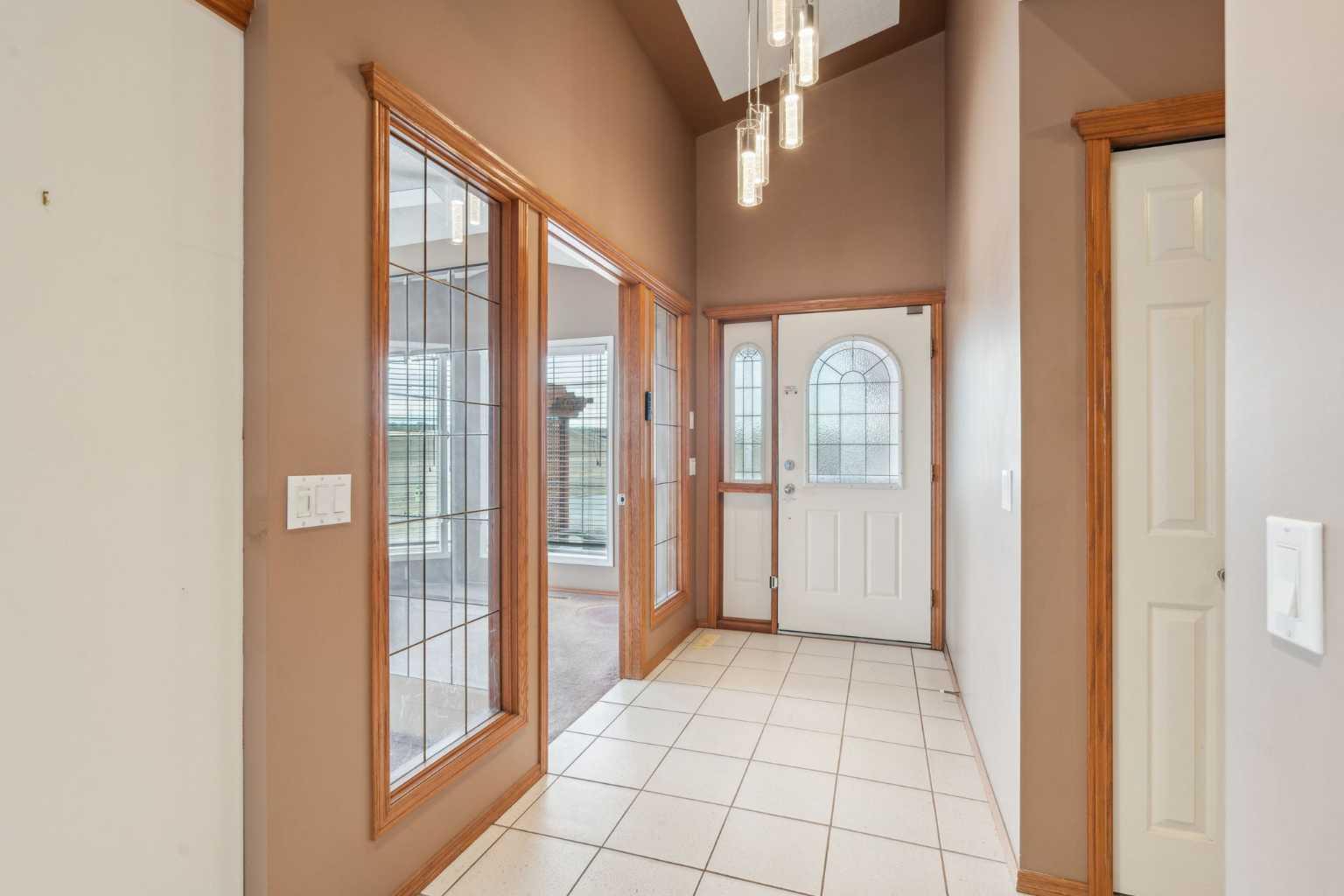 81 Sundown Manor SE