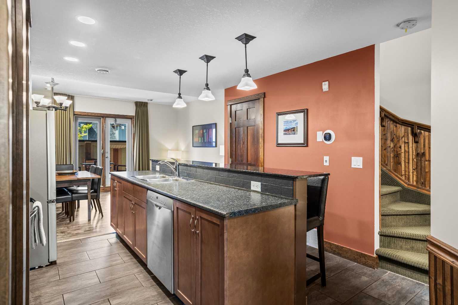121 Kananaskis Way 207