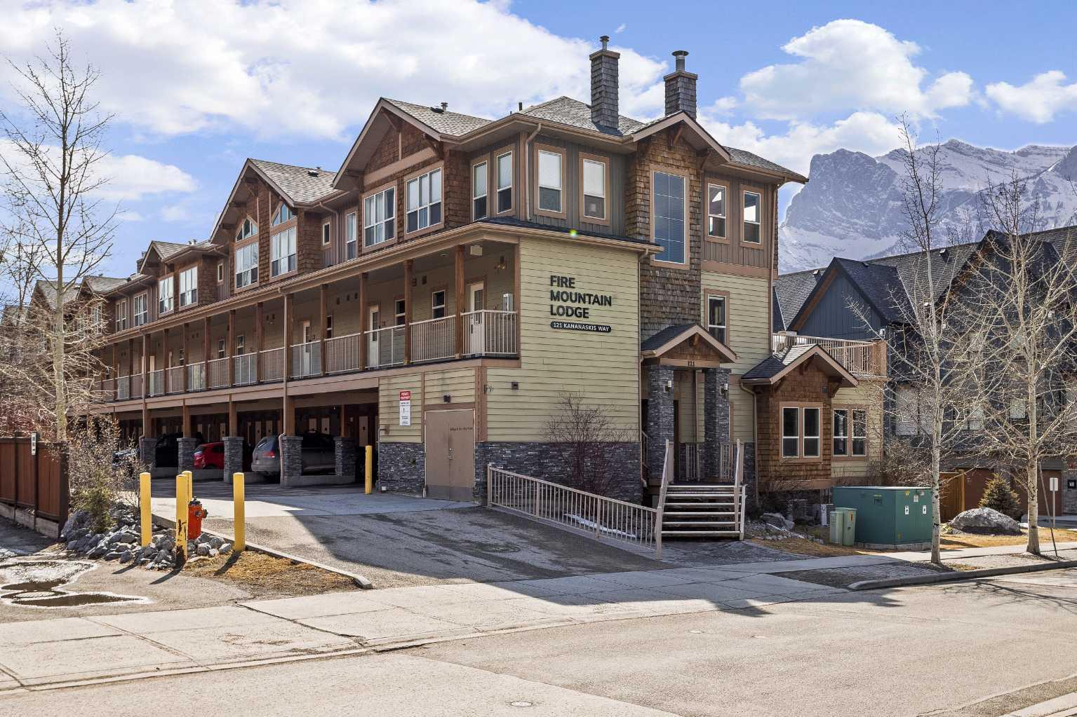 121 Kananaskis Way 207