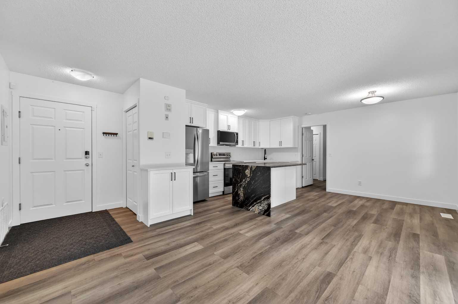 170 N Railway Street 2