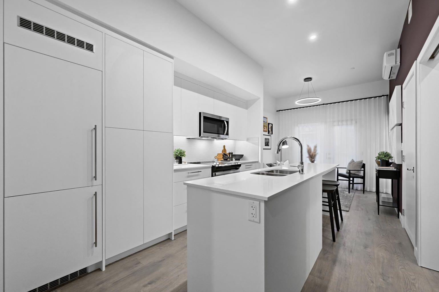 310 15 Avenue SW 516