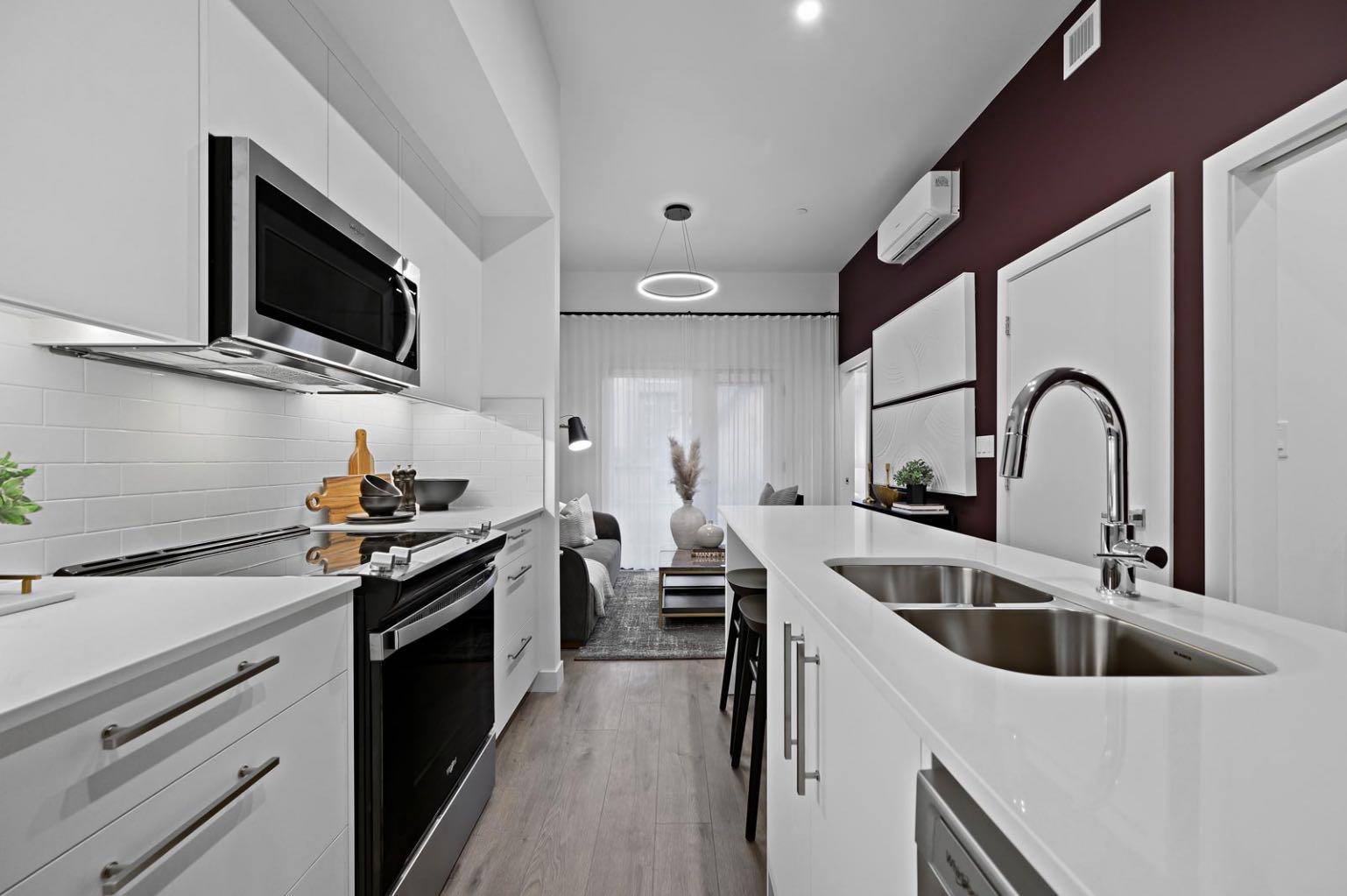 310 15 Avenue SW 516