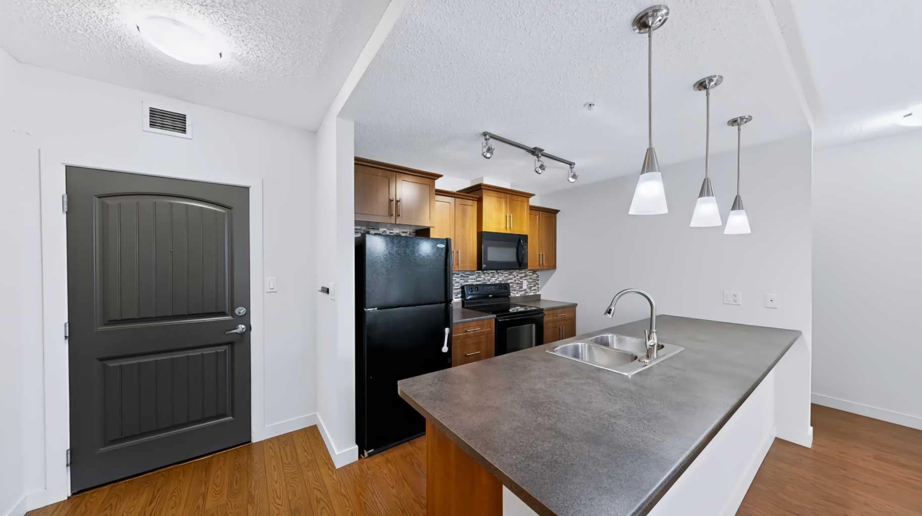 135A Sandpiper Road 1207