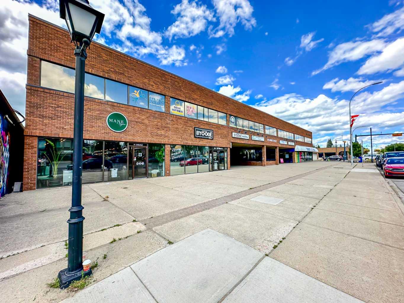 125 Main Street N