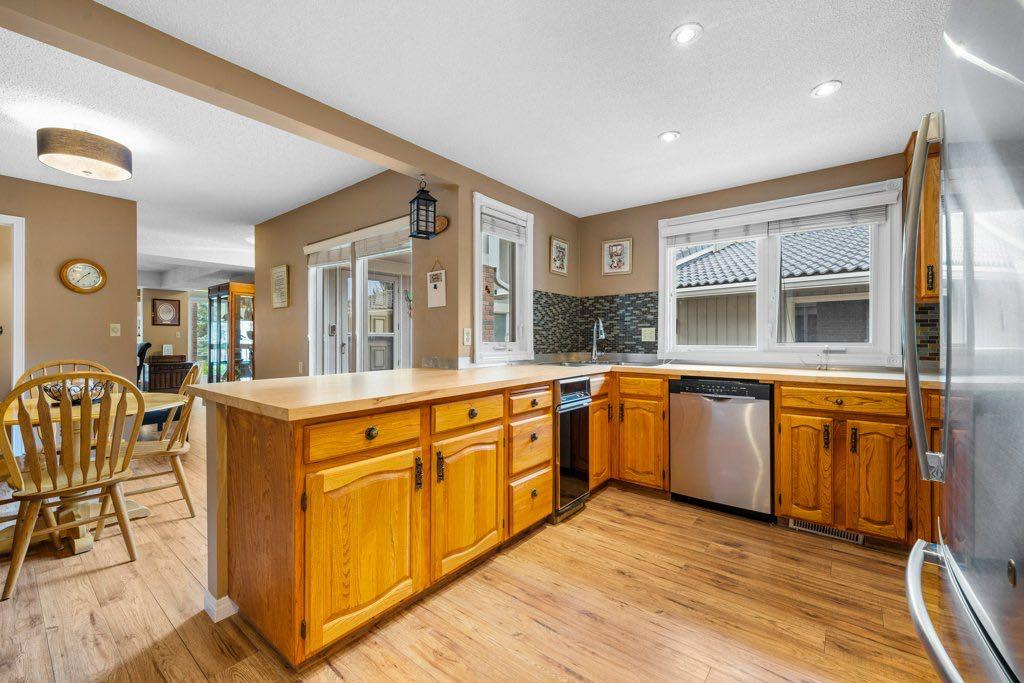 20 Midpark Crescent SE 258