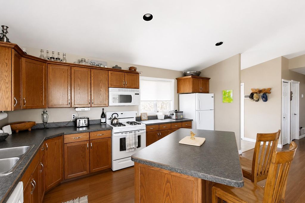 Photo of 22 9 Street, Canyon Creek, AB T0G 2A0 (MLS # A2308983)