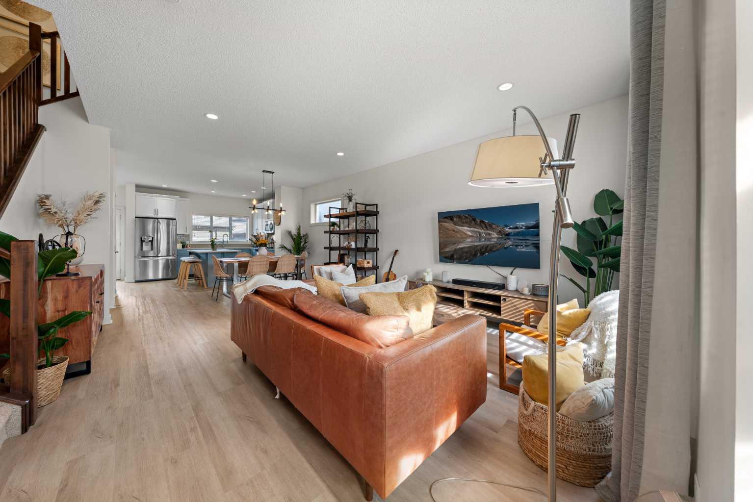 237 Walden Parade SE